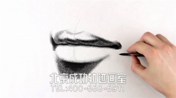 素描教程：素描人物嘴部的具體畫法步驟